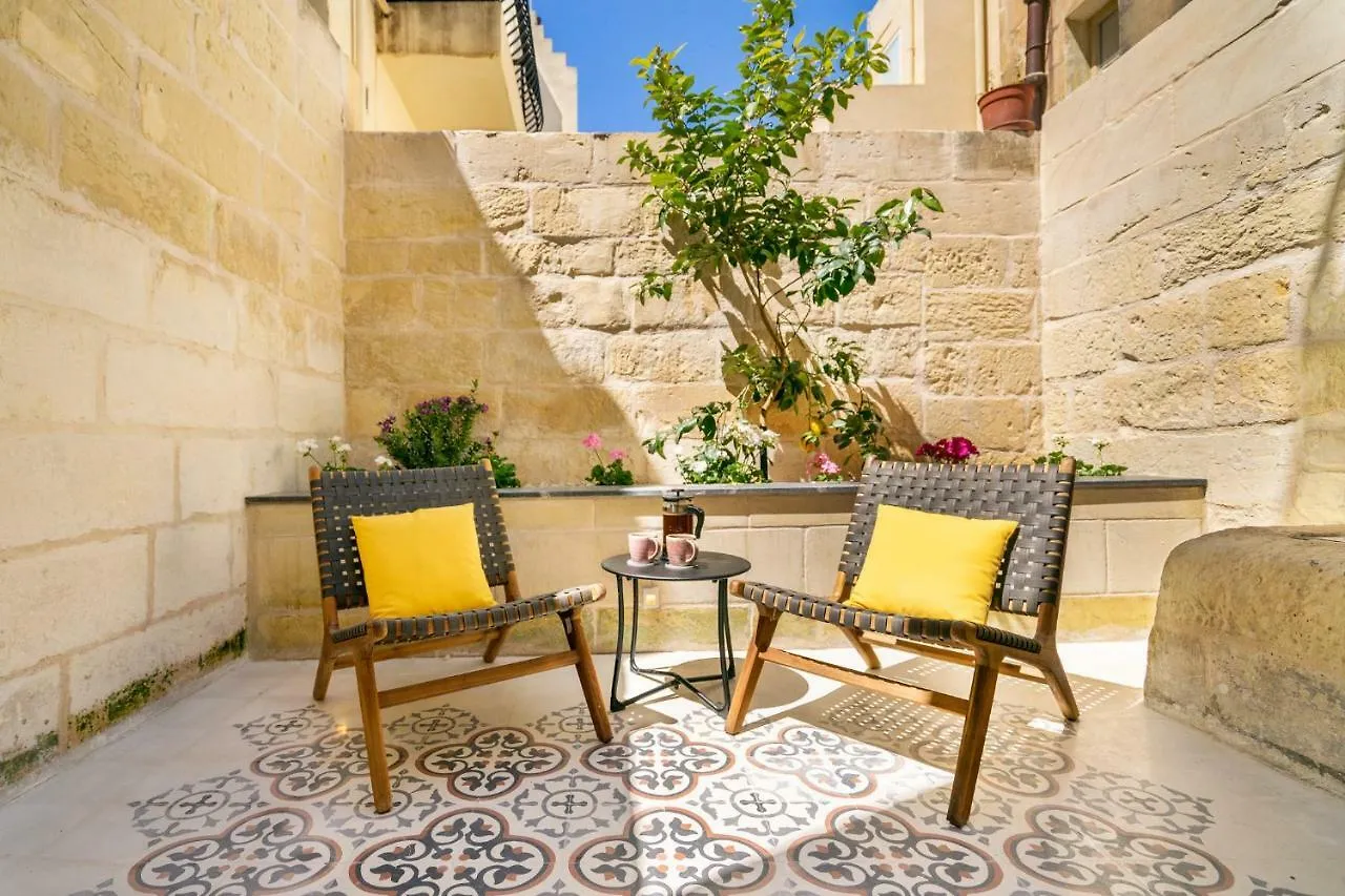 Willa Beautiful Luxury Art Deco Townhouse Sliema Malta